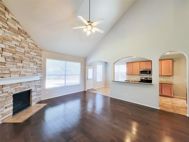 Building Photo - 24502 Evangeline Springs Ln