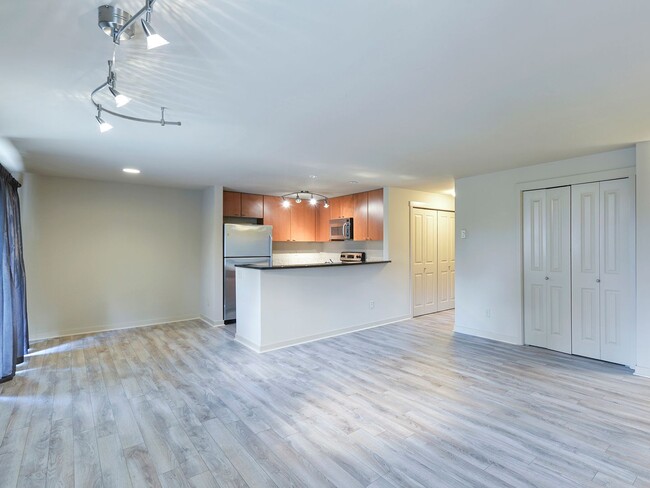 Building Photo - Perfect Location – Perfect Remodel – 2 Bed...