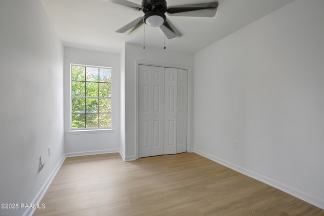 Building Photo - 109 Courtney Dr