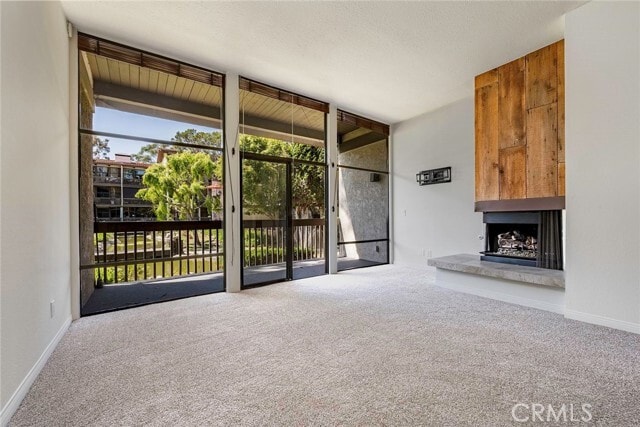 Building Photo - 7107 Marina Pacifica Dr S