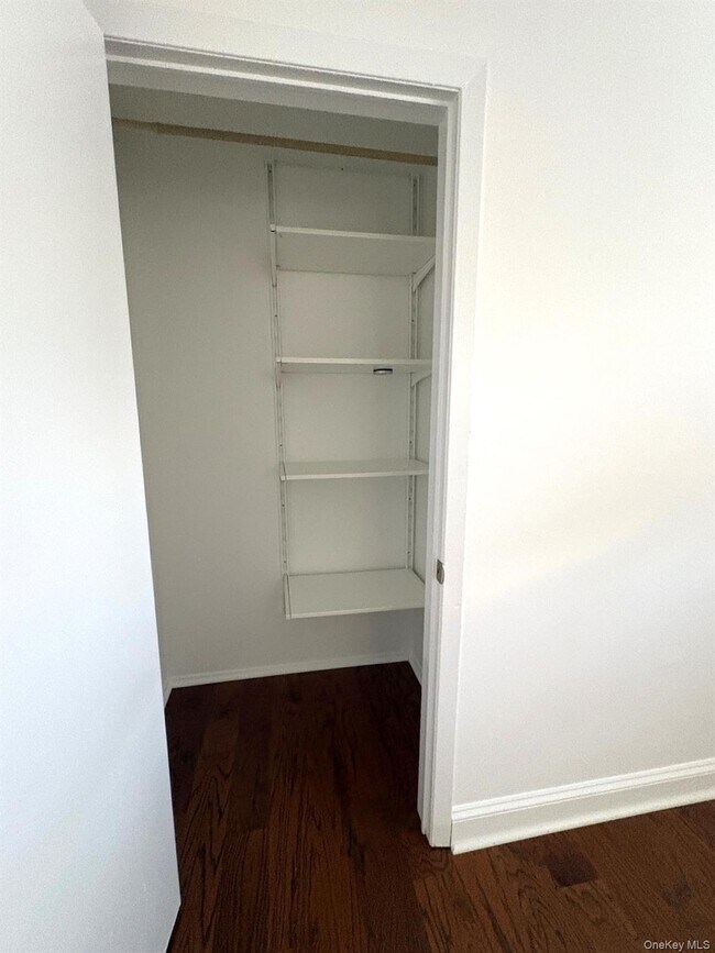 Building Photo - 62 Elissa Ln