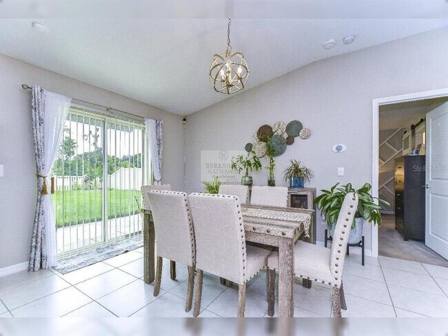 Building Photo - 1412 Tahitian Sunrise Dr