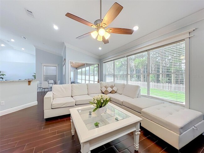 Building Photo - 3020 Hartland Ct