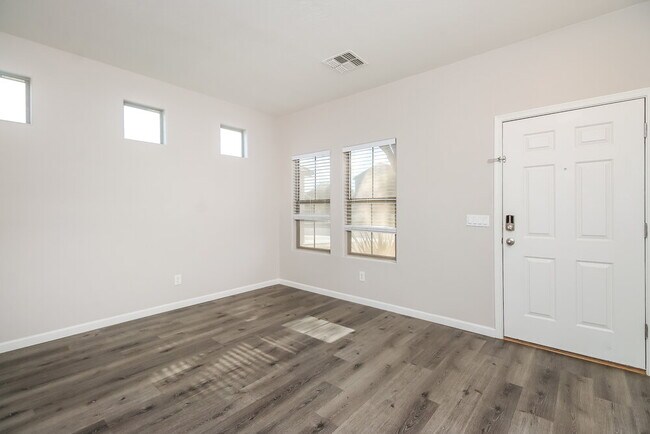 Building Photo - 17320 W Caribbean Ln