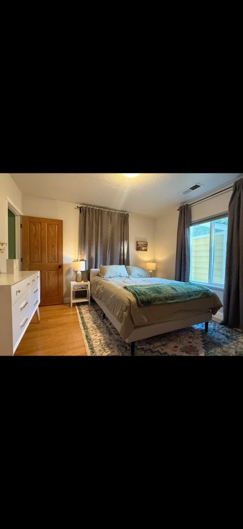 Building Photo - 4000 4th Ave