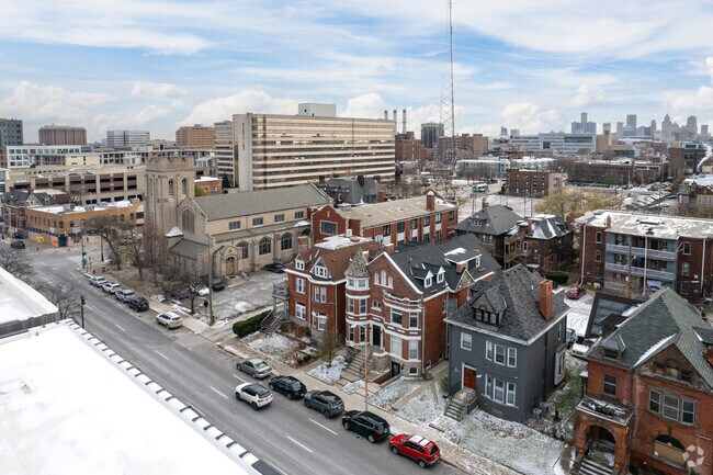 Looking East - 445 W Forest Ave