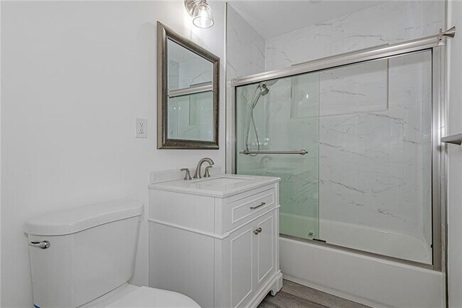 Building Photo - 1615 Shenandoah St