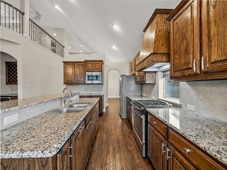 Building Photo - 971 Sagebrush Dr