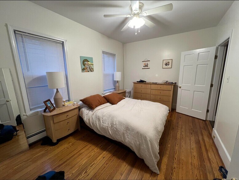 Building Photo - 90 Park Ave