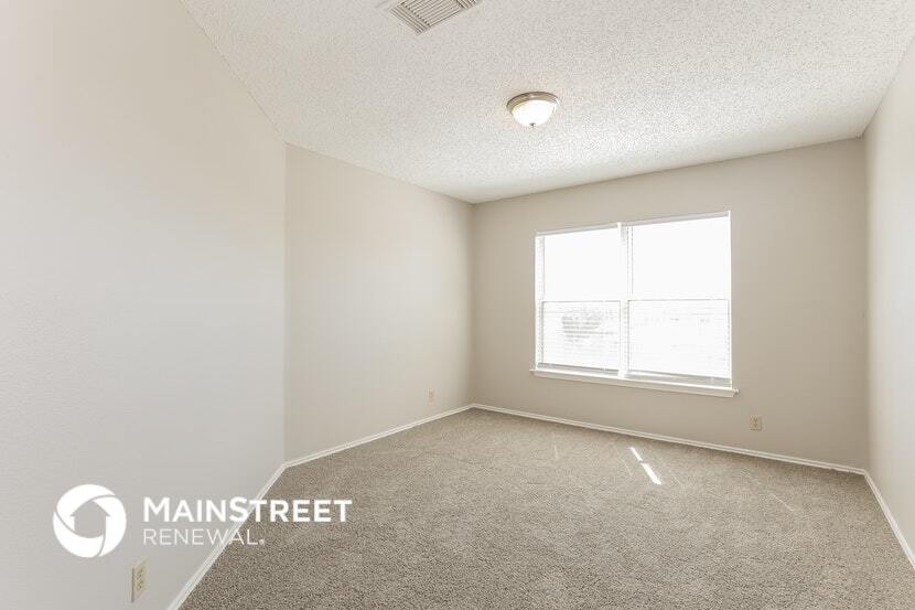 Building Photo - 6139 Candletree