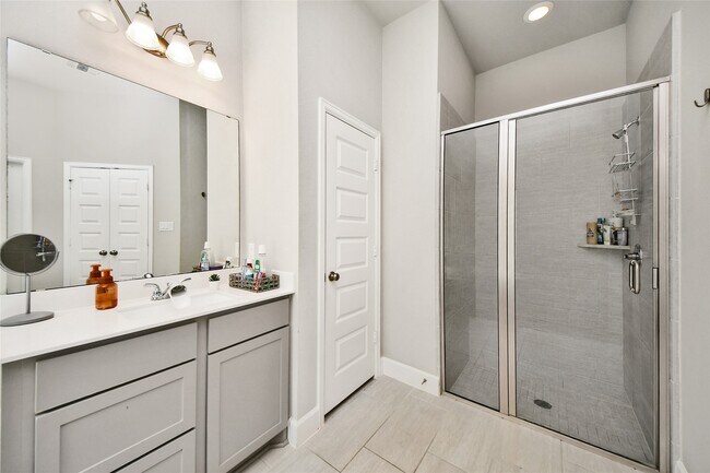 Building Photo - 2206 Forest Trace Ln