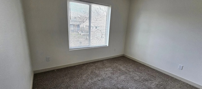 Building Photo - Beautiful New Construction Duplex