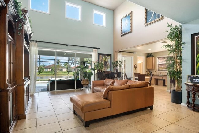 Great Room - 2046 Mandarin Ln