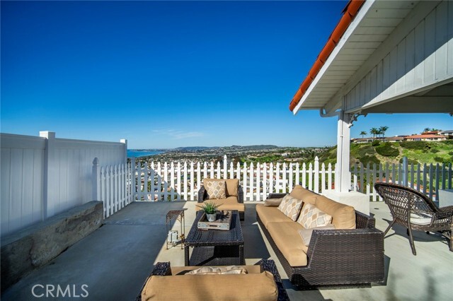 Building Photo - 307 E Avenida Cordoba