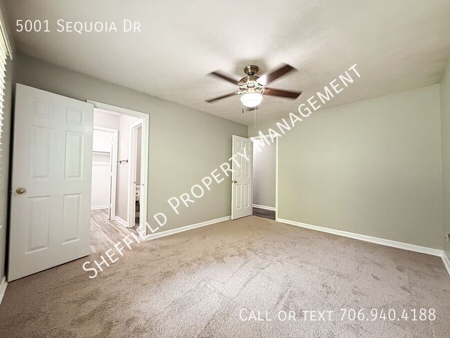 Building Photo - 5001 Sequoia Dr