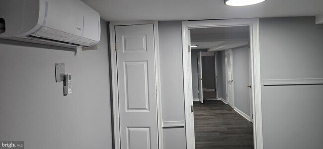 Building Photo - 735 Princeton Pl NW