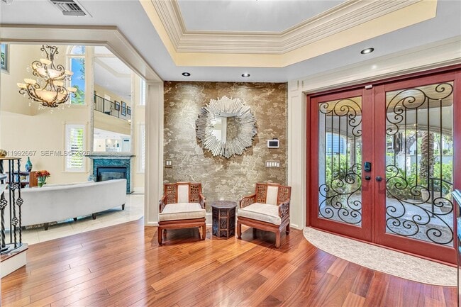 Building Photo - 625 Poinciana Dr