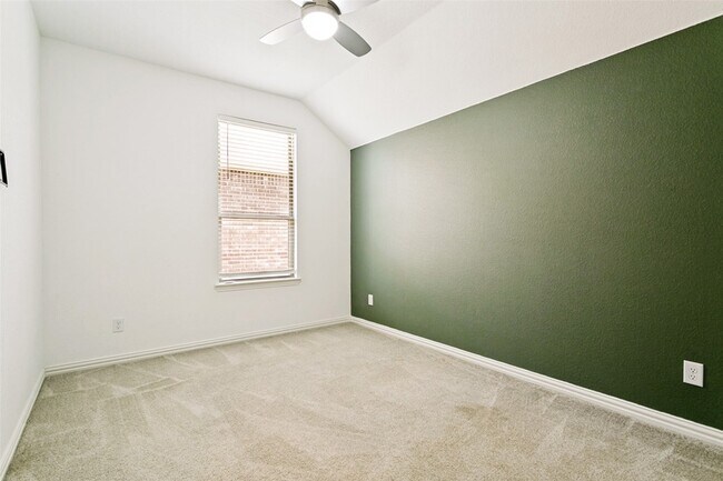 Building Photo - 242 Woodson St