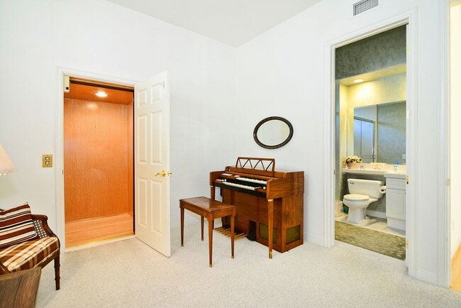 Building Photo - 25339 Prado De Los Arboles