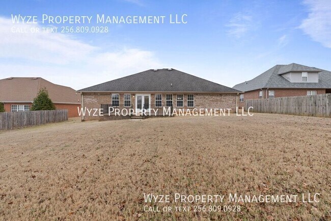 Building Photo - 104 Hardiman Pl Ln