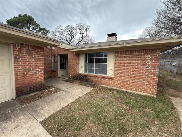 Building Photo - 505 N Walnut Creek Dr