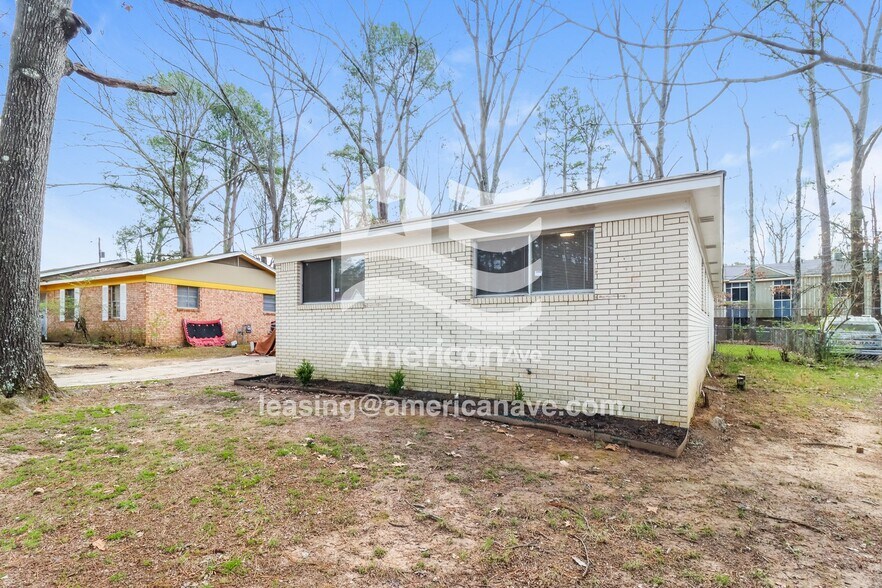 Building Photo - 5301 Keats Dr