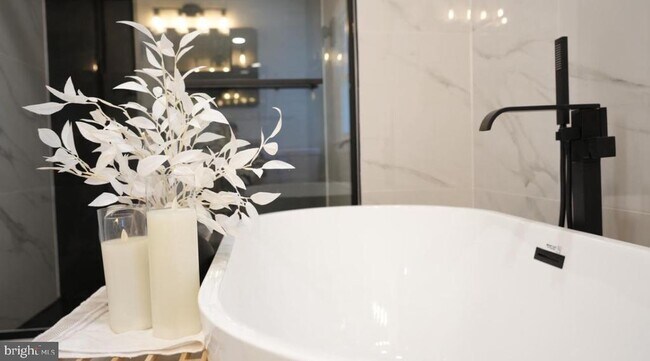 Building Photo - 5114 Montgomery Rd