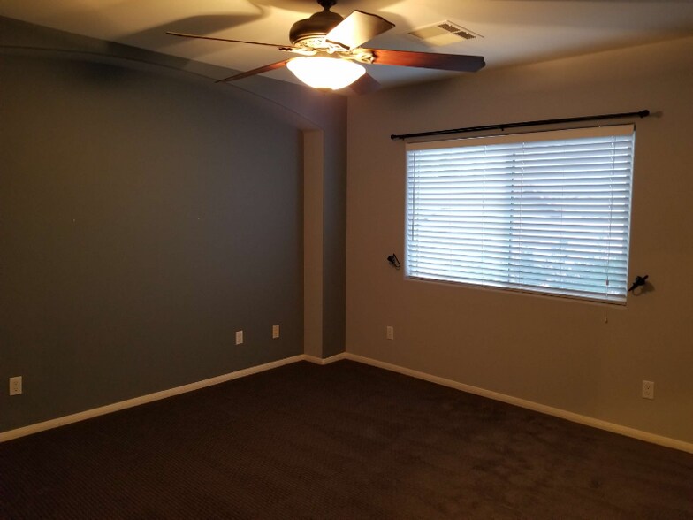 Building Photo - 33368 Campus Ln