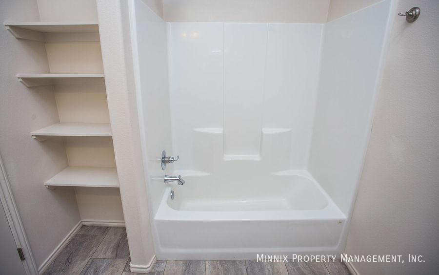 Building Photo - 1144 N 7th St