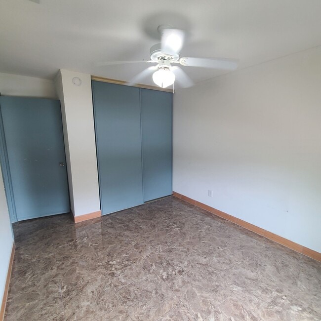 Building Photo - 12020 Maplerock-