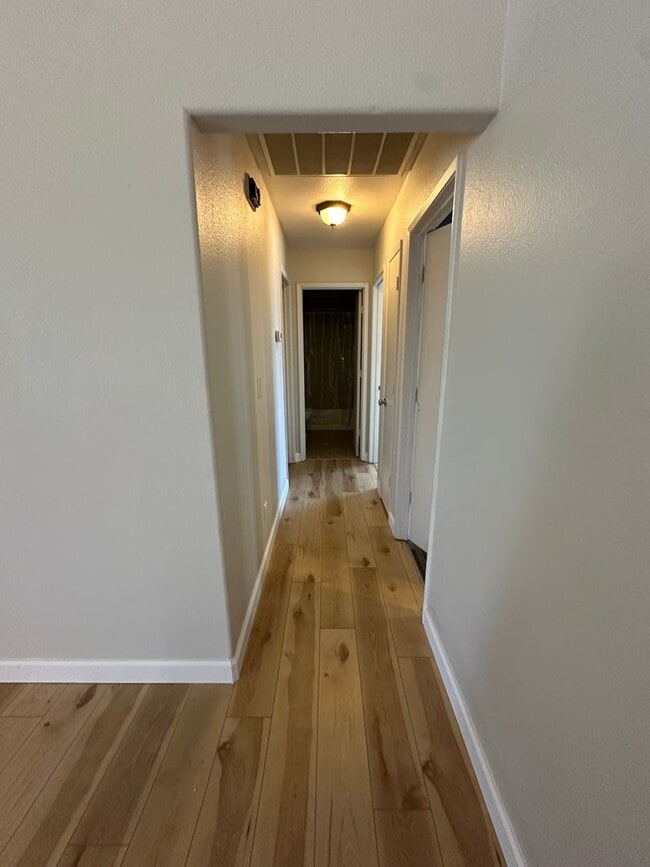 Building Photo - Well maintained 3 Bedroom Home in Willow G...