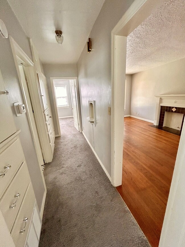 Building Photo - 2441 NW 32nd St