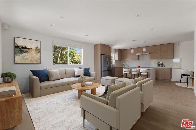 Primary Photo - 15211 Morrison St