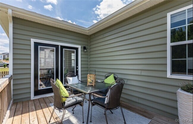 Building Photo - 5649 Rohan Pl