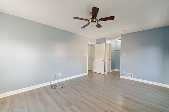 Building Photo - 2125 N Ginger Creek Dr