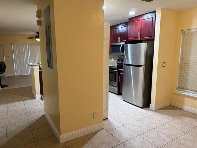 Building Photo - 9981 SW 26th Ct