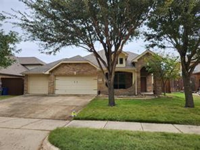 Primary Photo - Three Car Garage in Little Elm