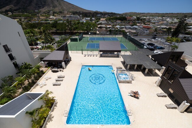 Building Photo - 500 Lunalilo Home Rd