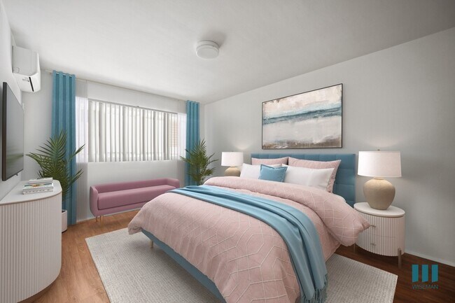 Interior Photo - Romaine Heart by Wiseman