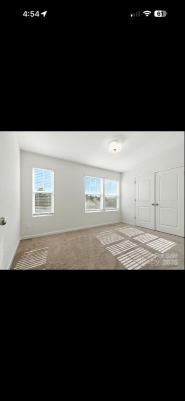 Building Photo - 940 Von Buren Blvd