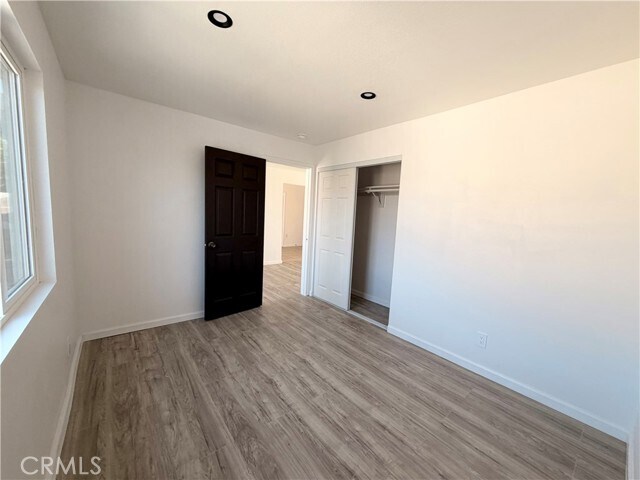 Building Photo - 8422 San Carlos Ave