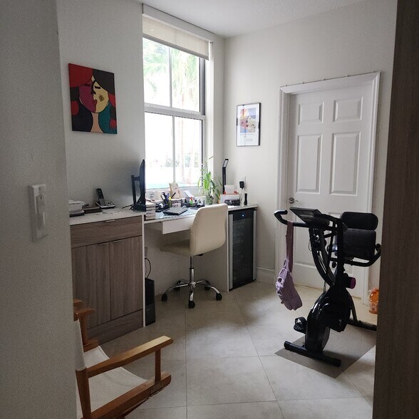 DEN OR OFFICE - 357 Almeria Ave