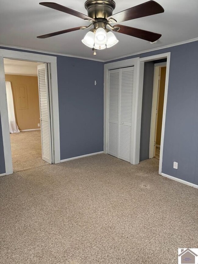 Building Photo - 3512 Breezeel School Rd