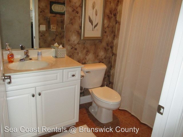 Building Photo - 1104 Lillibridge Dr