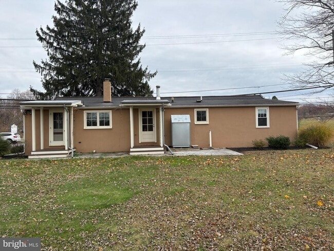 Building Photo - 3842 Old Easton Rd