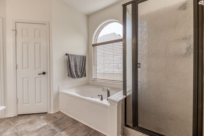 Building Photo - Beautiful Walker Ranch 2 Story Home. This location is fabulous, located off Bitters and Blanco