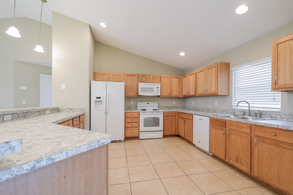 Building Photo - 1120 Roan Ct