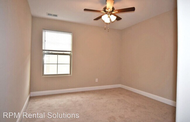 Building Photo - 3 br, 2.5 bath House - 3219 Blue Sky