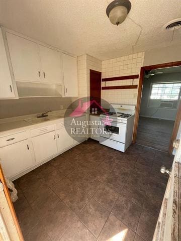 Building Photo - 1625 N Mockingbird Ln