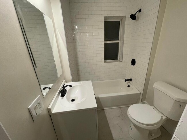 Building Photo - 287 E Woodrow Ave